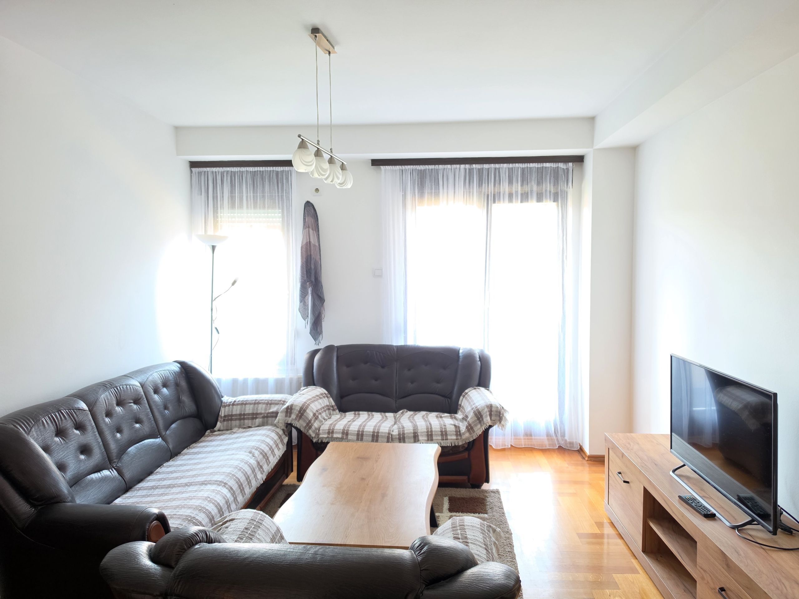 stan kočićev vijenac 40m2 izdavanje Banja Luka 2